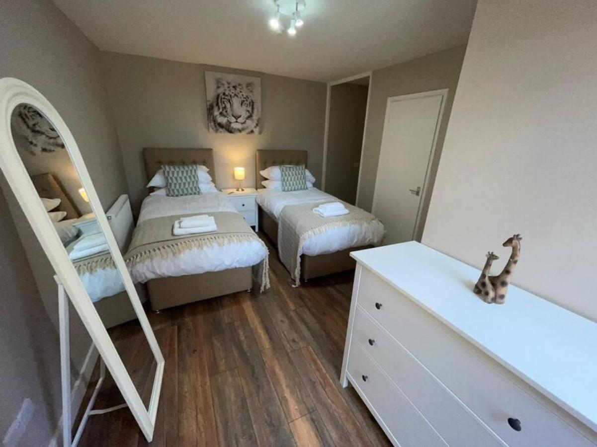 Lydney House Swaffham Sleeps 22 빌라 외부 사진