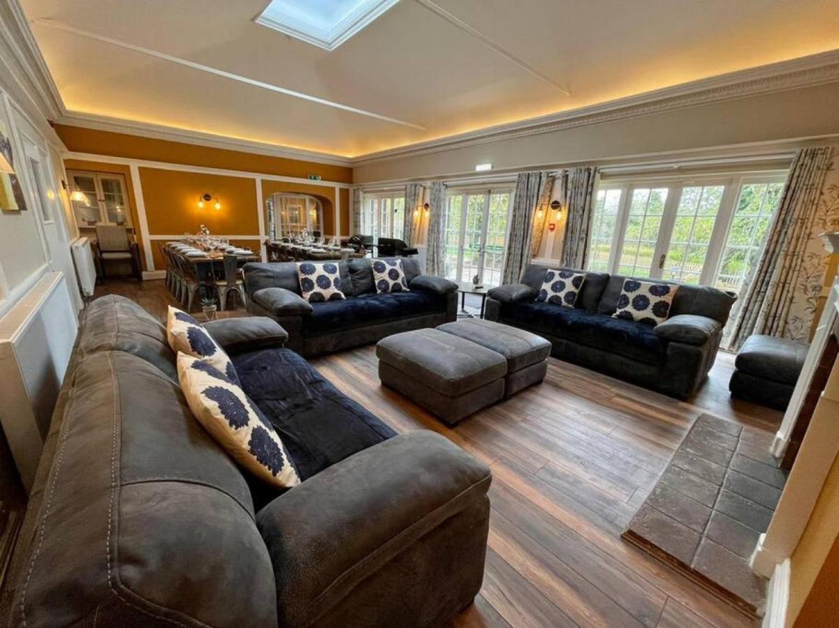 Lydney House Swaffham Sleeps 22 빌라 외부 사진