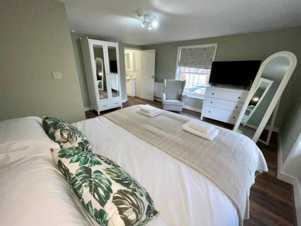 Lydney House Swaffham Sleeps 22 빌라 외부 사진
